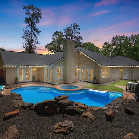 Woodbridge Bungalow - Private Villa Near Iah - Pool